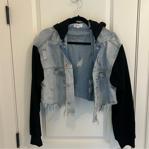 VICI Cropped Denim Hoodie Jacket - Picture 1 of 4